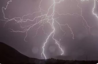 Alerta por tormentas eléctricas, inundaciones y estado de emergencia en Nueva&nbsp;York