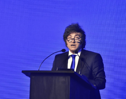 “Erraron otra vez”: Milei defendió el refinanciamiento de la deuda y negó riesgo de&nbsp;default